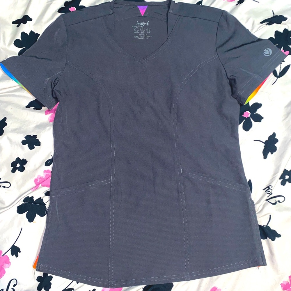 HeartSoul Good Vibes scrub set in pewter